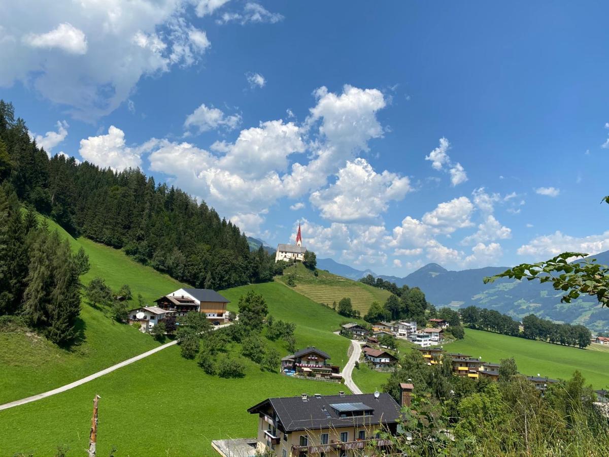 Hotel Standlhof Zillertal Удернс Экстерьер фото
