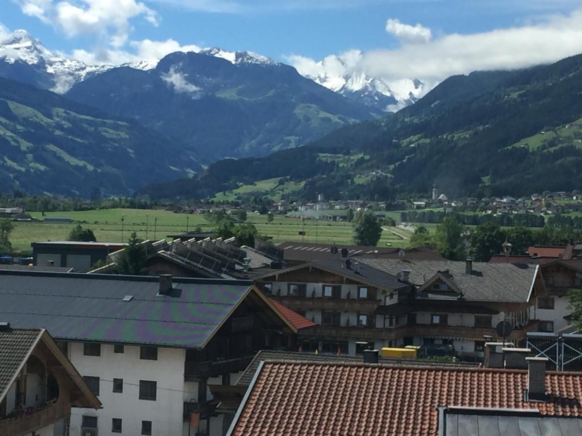 Hotel Standlhof Zillertal Удернс Экстерьер фото