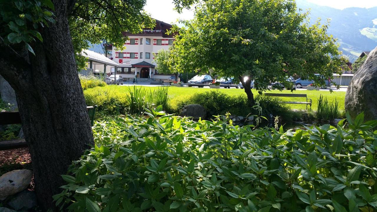Hotel Standlhof Zillertal Удернс Экстерьер фото