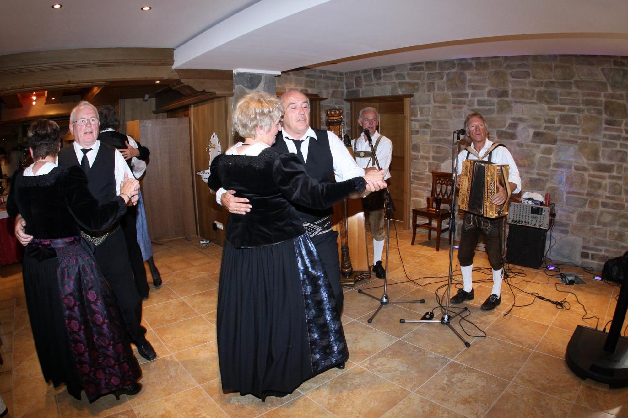 Hotel Standlhof Zillertal Удернс Экстерьер фото