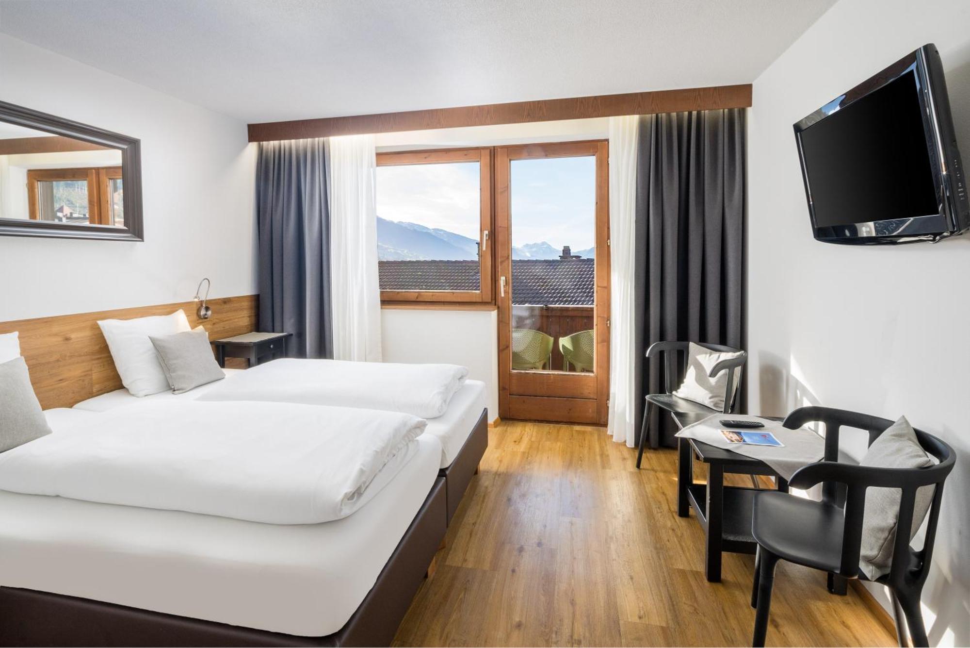 Hotel Standlhof Zillertal Удернс Экстерьер фото