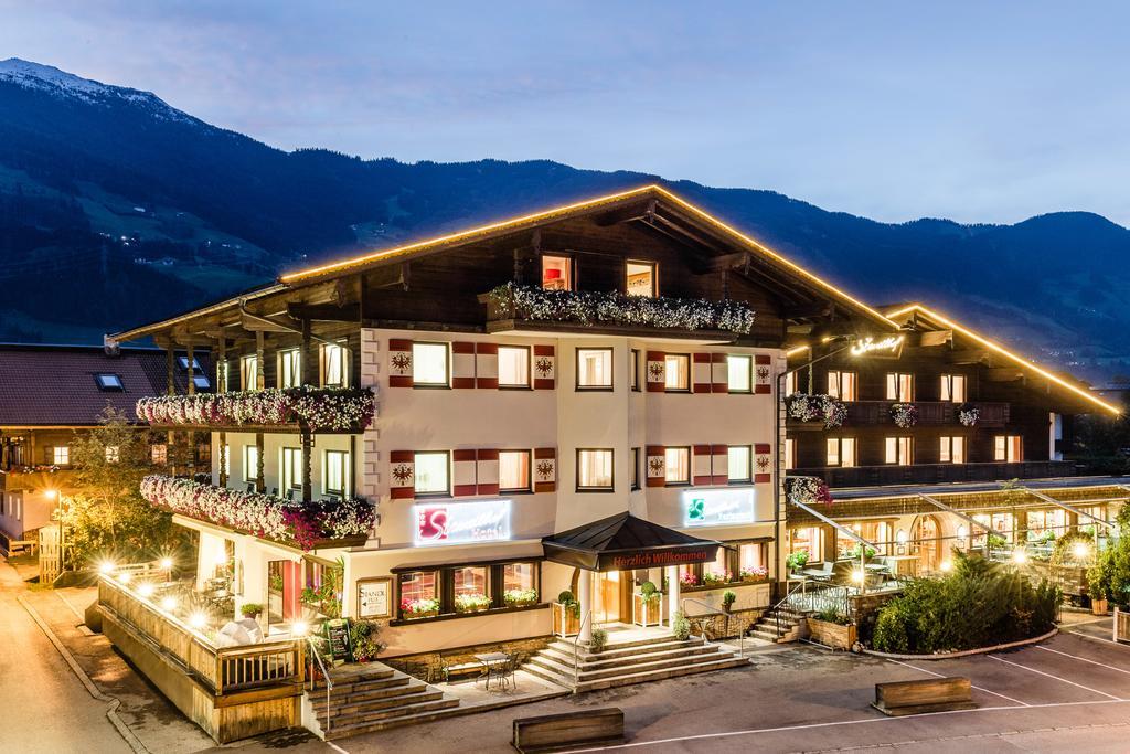 Hotel Standlhof Zillertal Удернс Экстерьер фото